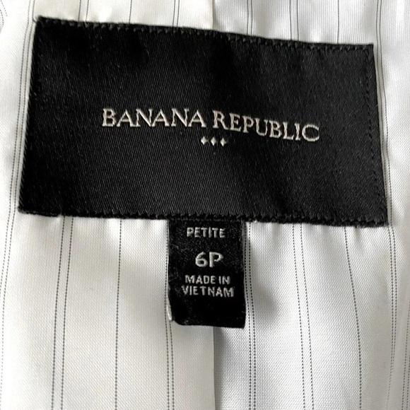 BANANA REPUBLIC | Classic Charcoal Gray Tailored Twill Suit Blazer Size 6P - Picture 8 of 9